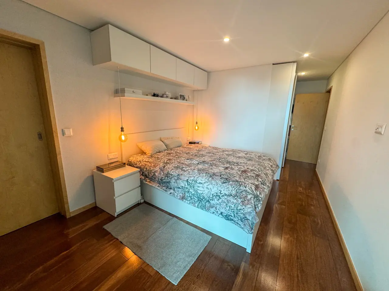 Main Suite Alternative View