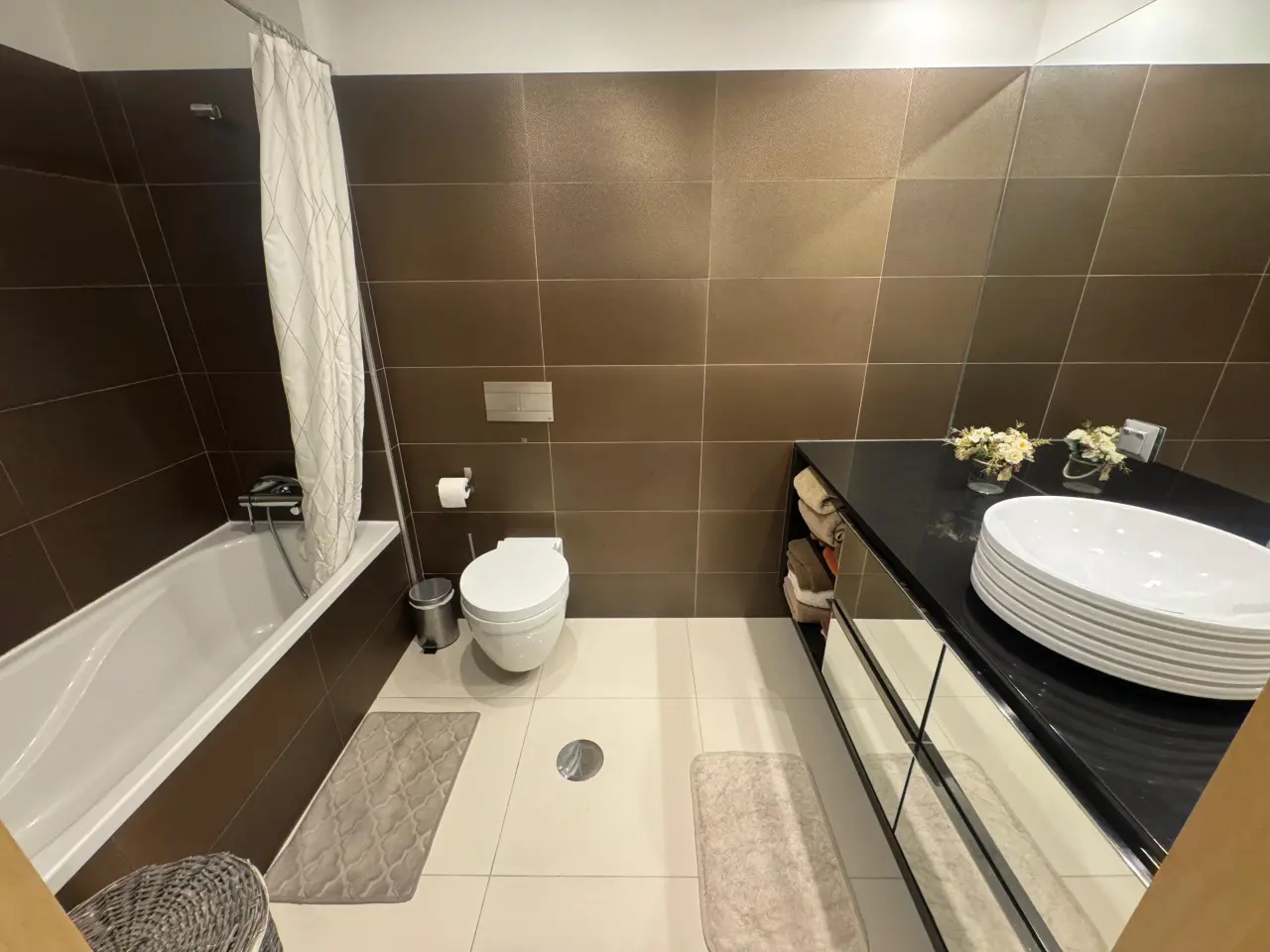 Modern Bathroom